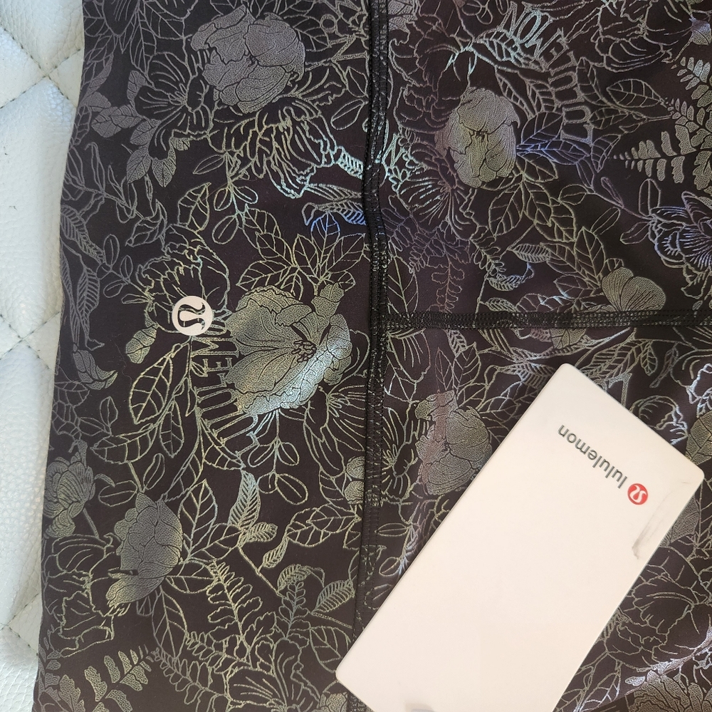 NWT ☆Lululemon☆